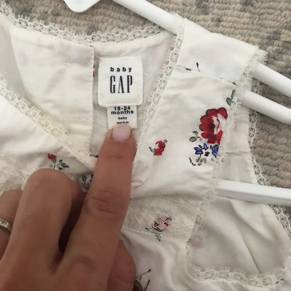 Baby gap top and bloomers set size 18-24 - Picture 2 of 3